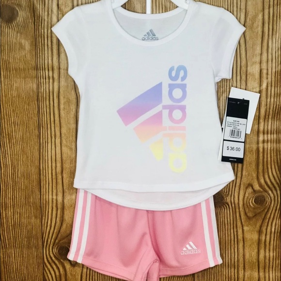 adidas matching shirt and shorts
